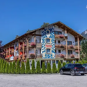Alpenhotel Brennerbascht Hotell